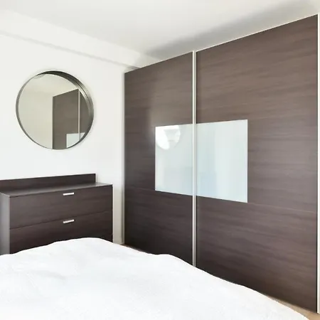 Exclusive Penthouse/4 Bedrooms/large Terrace/p