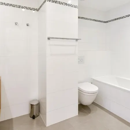 Exclusive Penthouse/4 Bedrooms/large Terrace/p *